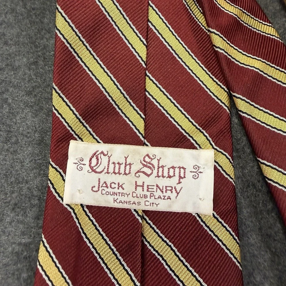 Vtg 70s Club Shop JACK HENRY Country Club Plaza Mens Tie Regimental Stripe Red